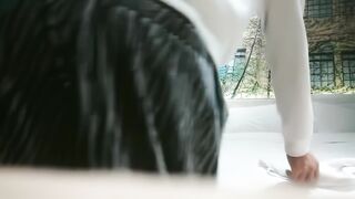 【利哥探花】休闲白裤小少妇，开档黑丝一顿舔逼，埋头深喉口交，骑乘扭动揉捏奶子，扶腰后入猛操