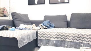 【千人斩探花】高颜值网红脸外围美女，甜美乖巧极品身材，人家刚刚19岁_近景啪啪盛宴_听译字幕