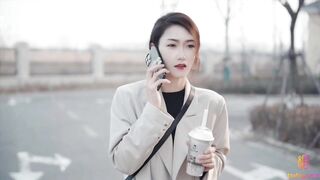 清纯美女休息“日”