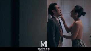 麻豆映画 MDSR0001 妖女榨汁 篇章二 感染者的蜕变 - 宋南伊