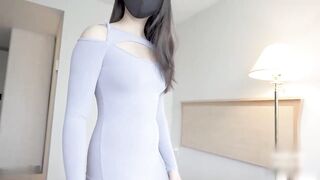 白丝欲女在学校宿舍女上位  loliiiiipop99 下面有根棒棒糖 OnlyFans